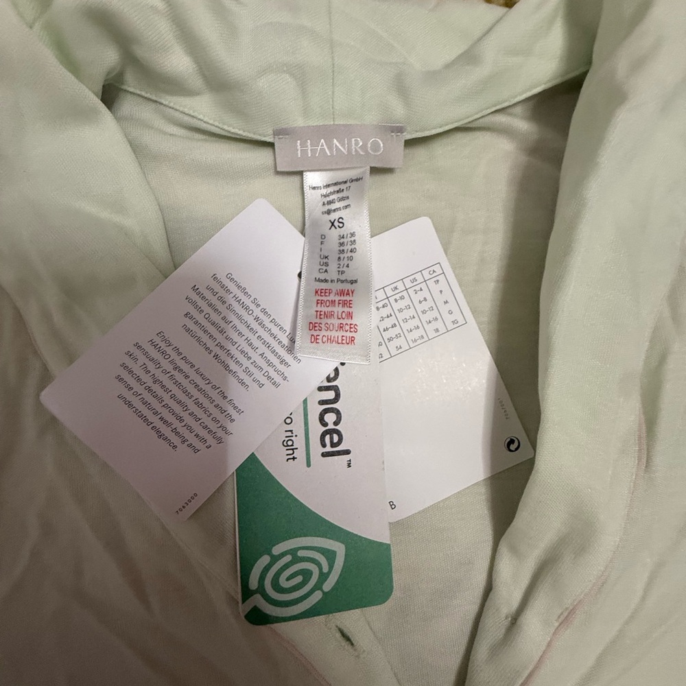 HANRO NWT Natural Comfort TENCEL™ Button Front Pajama Set Retail $230+ - Picture 3 of 11